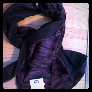 Lululemon Vinyasa Scarf Pabo Blk One Size NWT